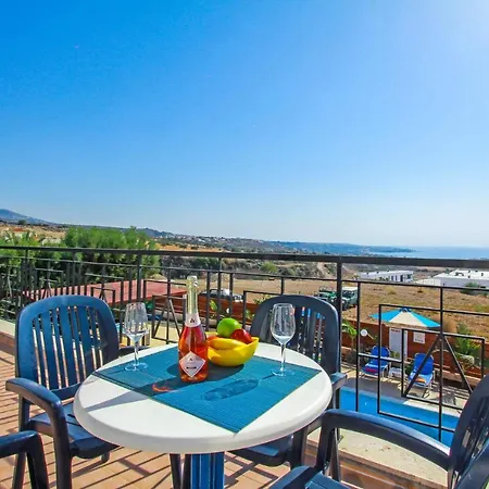 Themis By * פאהיה