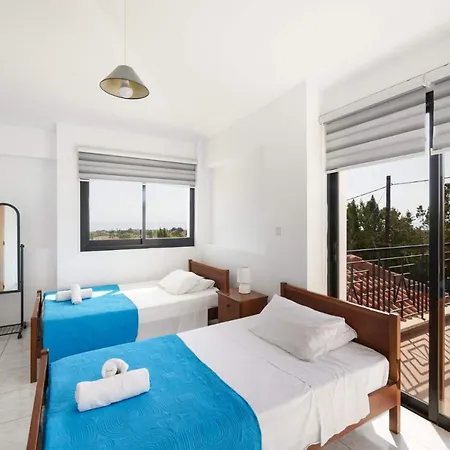 Themis By וילה פאהיה