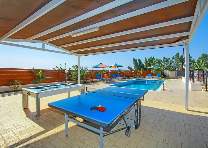 Themis By Vila Pegeia